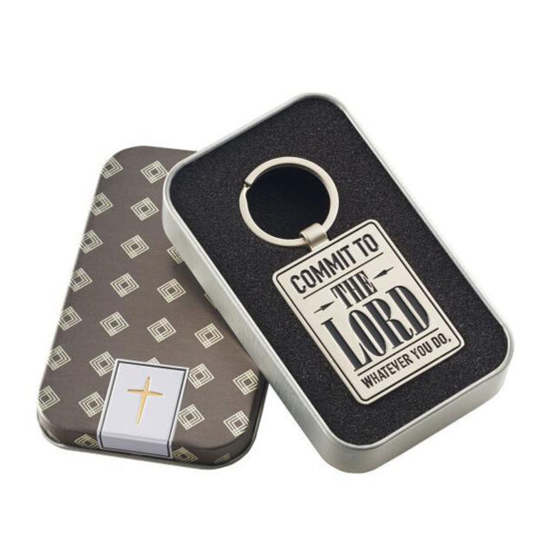 custom metal lord keychain with gift box