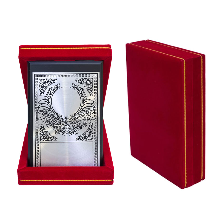 Versatile custom velvet box Items