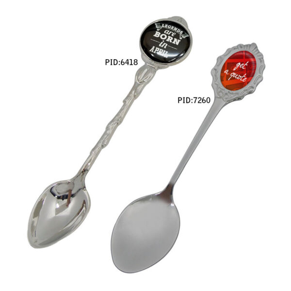 Dos cucharas de recuerdo hechas a medida de Jin Sheu